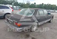 1985 Mercedes Benz E 300 photo