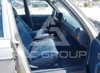 1985 Mercedes Benz E 300 photo