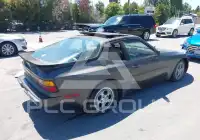 1985 Porsche 944 фото