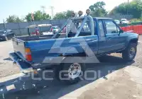 1985 Toyota PICKUP фото