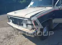 1986 Chevrolet Suburan photo