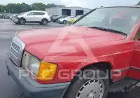1988 Mercedes Benz 190 photo