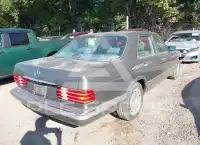 1989 Mercedes Benz E 300 фото