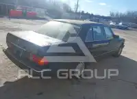 1989 Mercedes Benz 420 photo