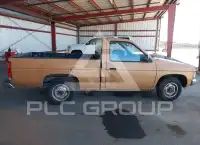 1990 Nissan D21 photo