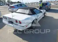 1990 Chevrolet Corvette фото