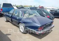 1990 Jaguar XJ photo