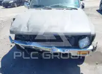 1990 Toyota PICKUP фото