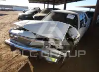 1990 Ford CROWN фото