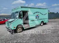 1991 Chevrolet P30 photo