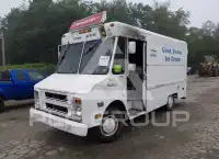 1992 Chevrolet P30 фото