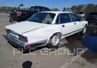 1992 Jaguar XJ photo
