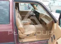 1992 Dodge DAKOTA фото