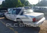 1993 Lincoln Town photo