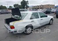 1993 Mercedes Benz E 300 фото