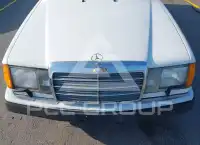 1993 Mercedes Benz E 300 фото