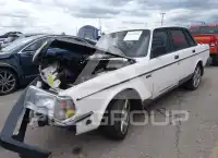 1993 Volvo 240 фото