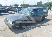 1993 Volvo 940 photo