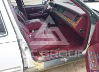 1994 Lincoln Town photo