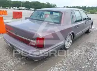 1994 Lincoln Town фото