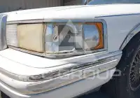 1994 Lincoln Town photo