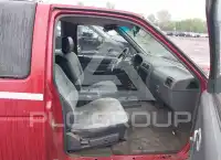 1995 Nissan TRUCK фото