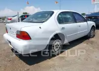 1995 Nissan MAXIMA photo