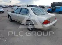 1995 Nissan MAXIMA photo