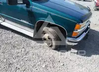 1995 Chevrolet GMT-400 фото
