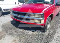 1995 Chevrolet GMT-400 photo