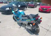 1995 Suzuki GSX фото
