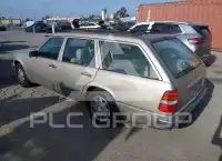 1995 Mercedes Benz E-Class photo
