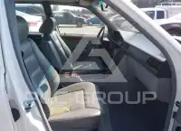 1995 Mercedes Benz E-Class photo