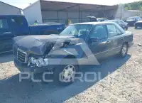 1995 Mercedes Benz E-Class photo