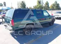 1995 GMC Suburban photo