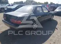 1995 Lexus ES photo