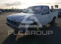 1996 Nissan TRUCK фото
