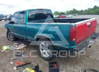 1996 Chevrolet GMT-400 photo
