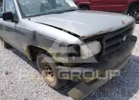 1996 Mazda B2300 photo