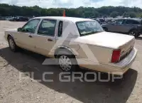 1996 Lincoln Town photo