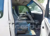 1996 Ford ECONOLINE photo
