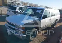 1997 Chevrolet Suburan photo