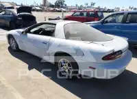 1997 Chevrolet Camaro фото