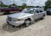 1997 Lincoln Town фото