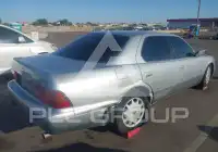 1997 Toyota Celsior photo