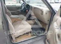 1998 Chevrolet Blazer photo
