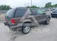 1998 Chevrolet Blazer photo