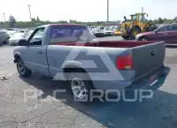 1998 Chevrolet S10 фото