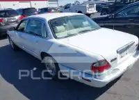 1998 Jaguar XJ photo