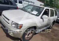 1998 Infinity QX40 photo